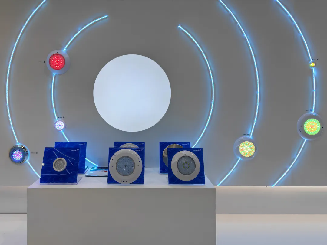 水下燈.webp (1).png